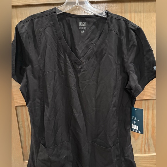 Med Couture Black V-Neck Scrub Top - Picture 1 of 2